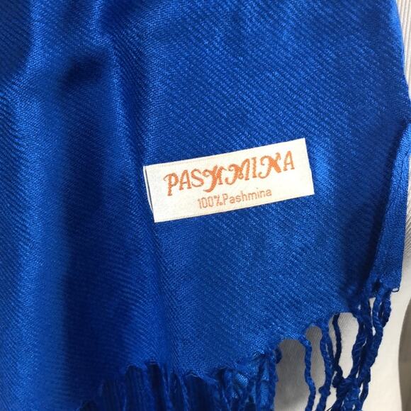 NWOT 100% Pashmina Scarves Red and Blue Set Of  2 - Picture 6 of 7